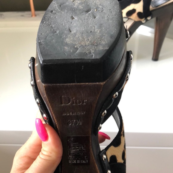 Christian Dior shoes. - Picture 4 of 8